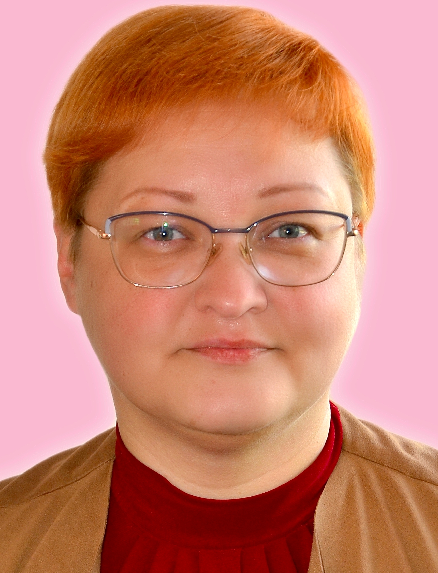 Русскова Елена Николаевна.