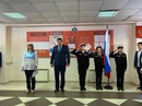 Торжественная церемония поднятия флага РФ и Разговоры о важном.